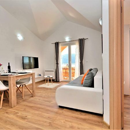 Apartman Mario Poljica  Εξωτερικό φωτογραφία