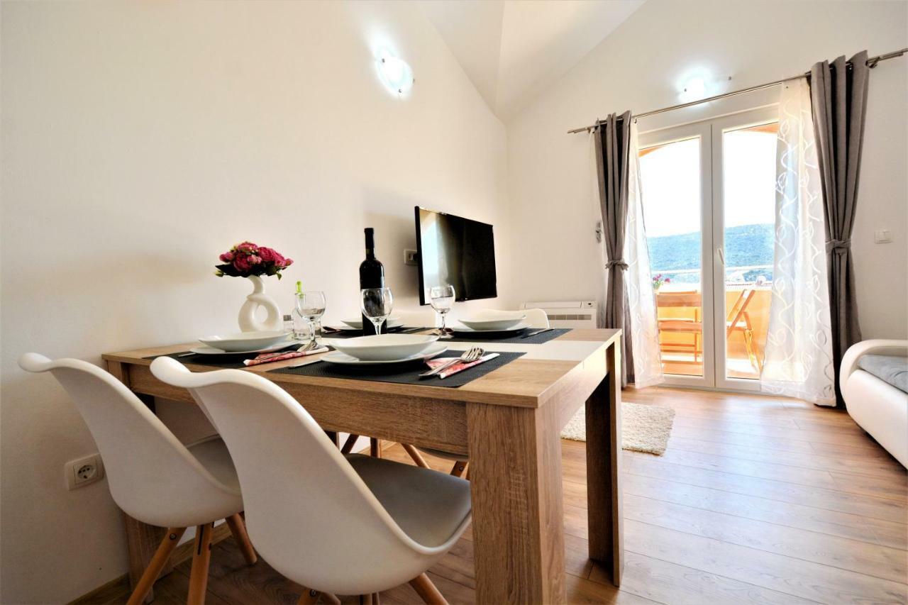 Apartman Mario Poljica  Εξωτερικό φωτογραφία