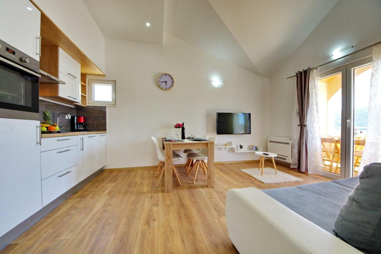 Apartman Mario Poljica  Εξωτερικό φωτογραφία