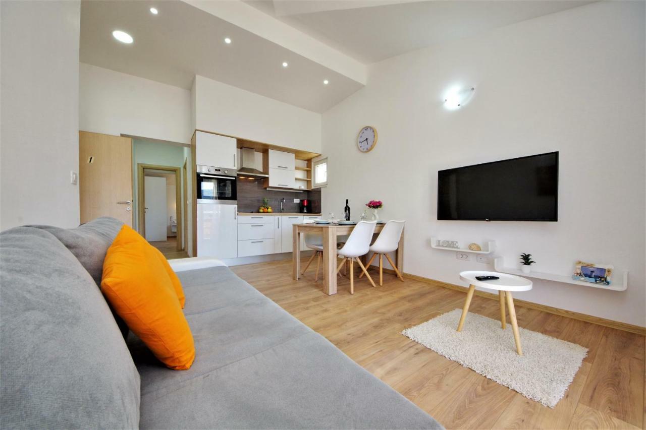 Apartman Mario Poljica  Εξωτερικό φωτογραφία